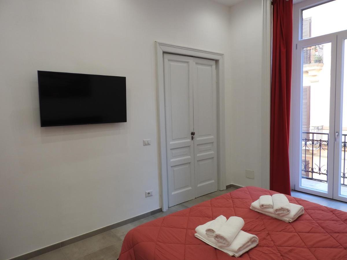 Napoli Centrale Suite Екстер'єр фото