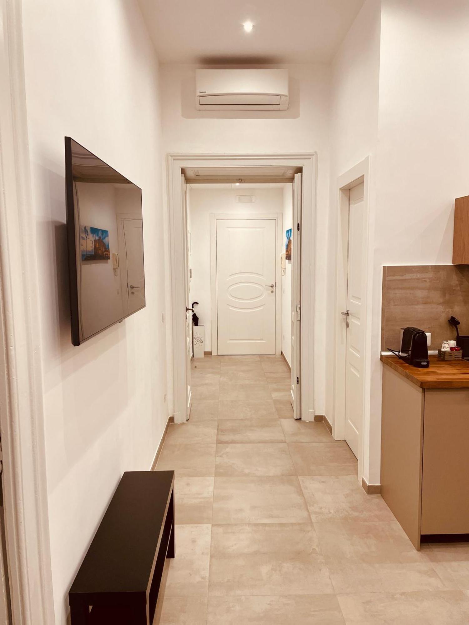 Napoli Centrale Suite Екстер'єр фото
